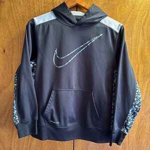 Nike Therma-Fit Fleece Hoodie in Black and Gray